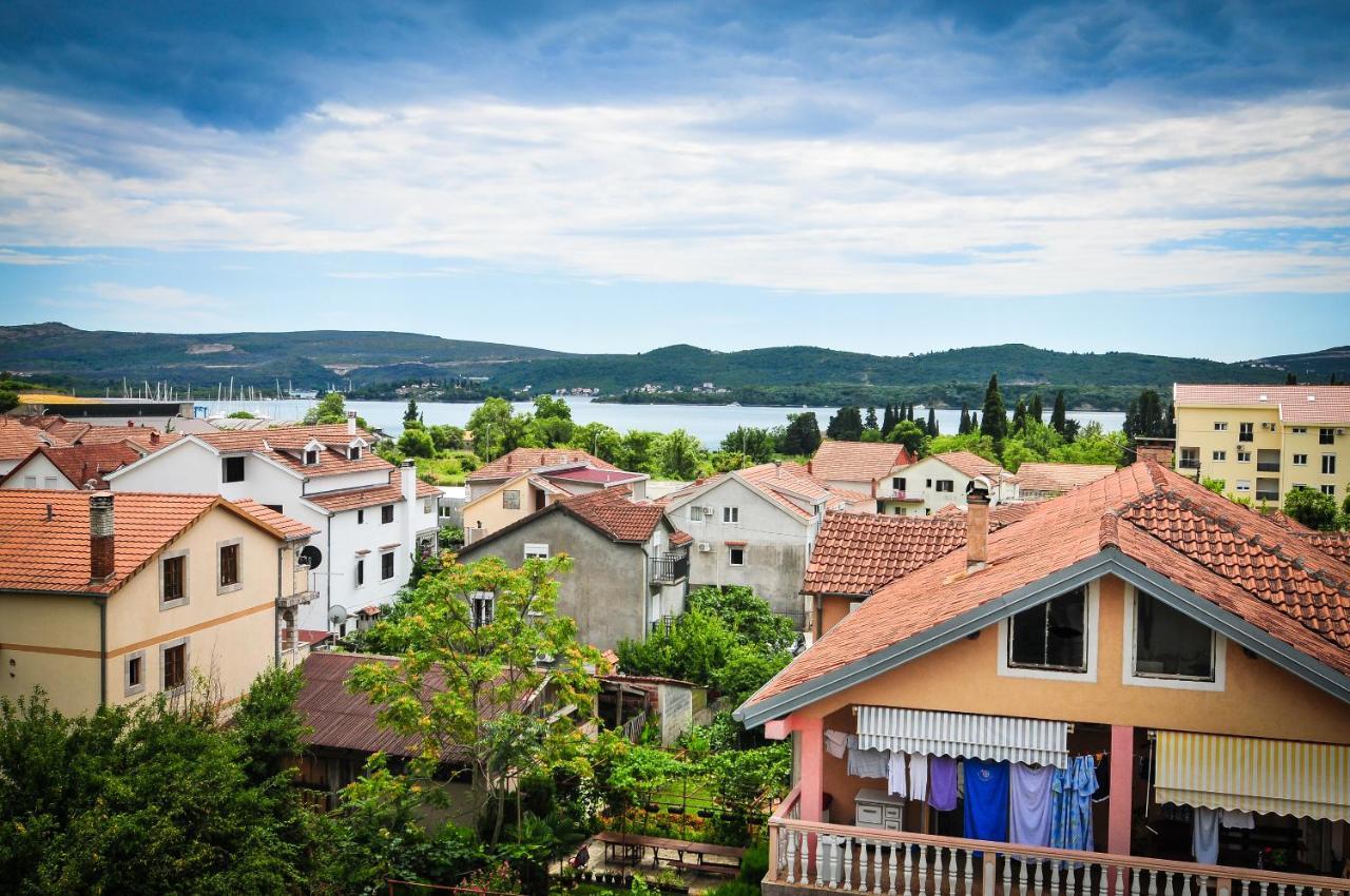 Milosavljevic Apartments Тиват Экстерьер фото