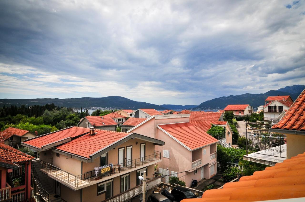 Milosavljevic Apartments Тиват Экстерьер фото