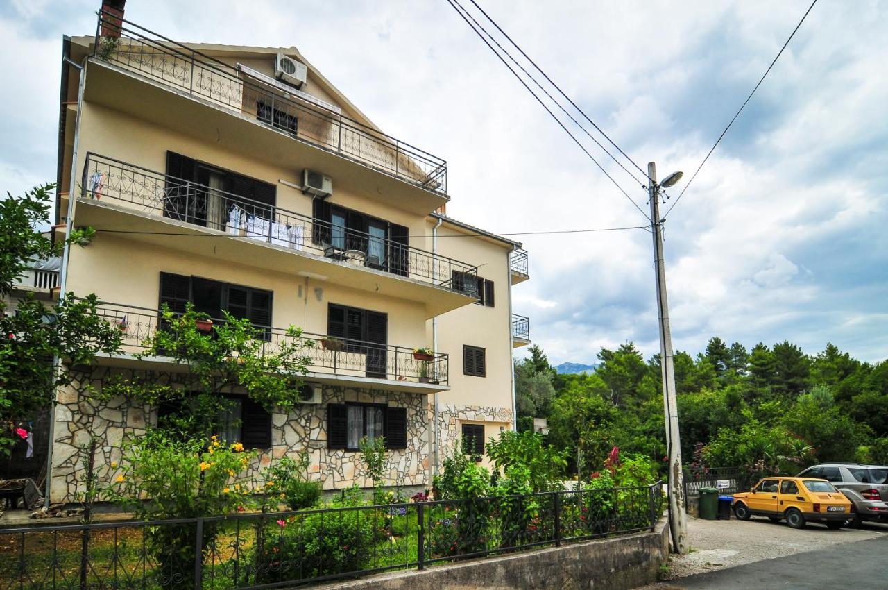 Milosavljevic Apartments Тиват Экстерьер фото