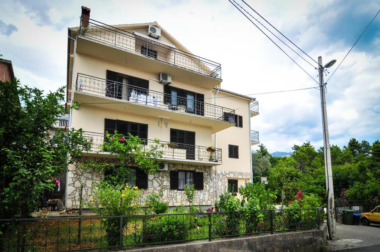 Milosavljevic Apartments Тиват Экстерьер фото