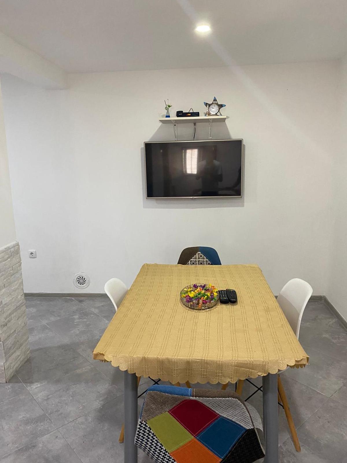 Milosavljevic Apartments Тиват Экстерьер фото