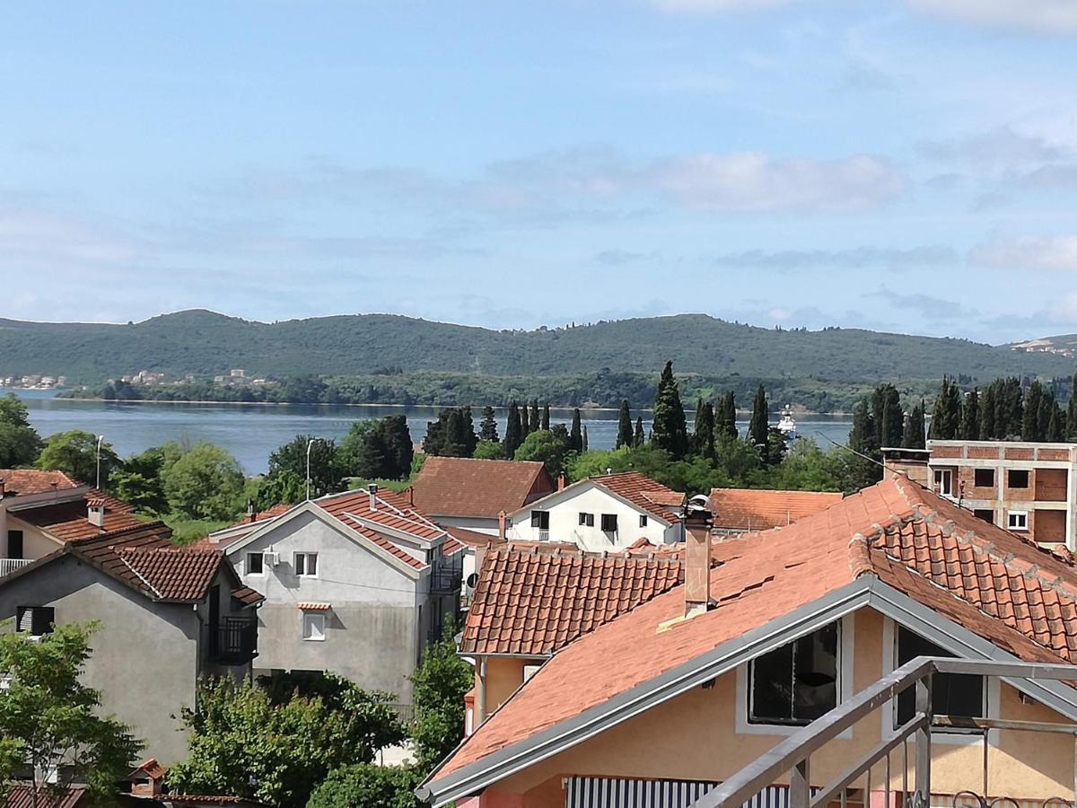 Milosavljevic Apartments Тиват Экстерьер фото